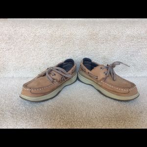 Size 1 boys Sperrys